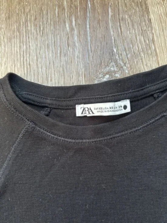 Zara black raglan sleeve cotton t-shirt — with back detail 🖤 - Picture 2 of 3